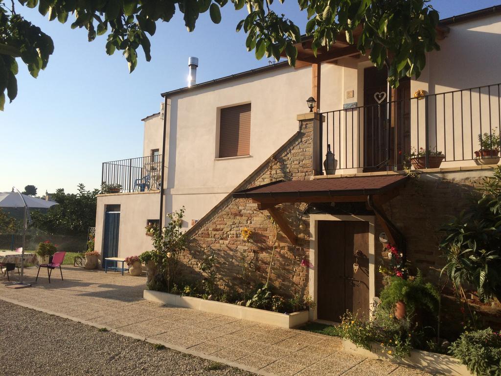 B&B La Casa In Campagna Collecorvino Ngoại thất bức ảnh