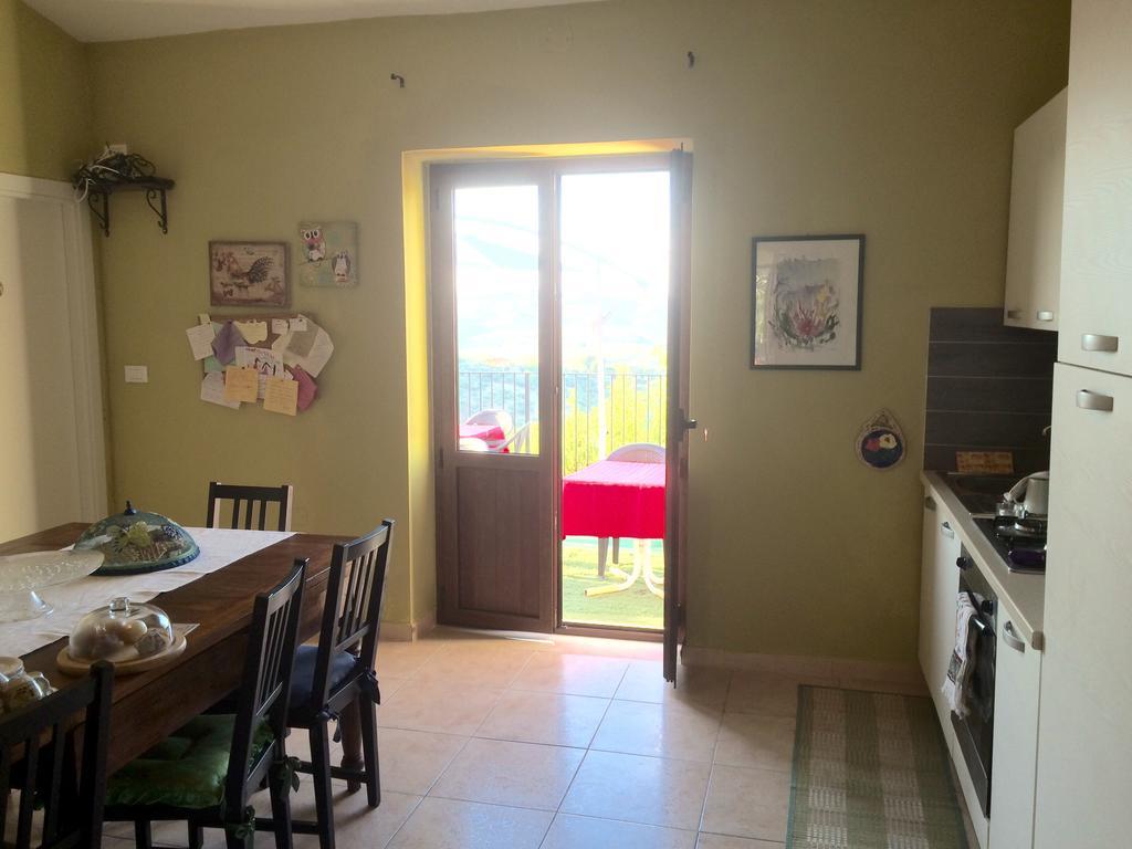 B&B La Casa In Campagna Collecorvino Ngoại thất bức ảnh